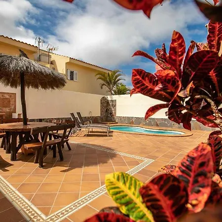 Villa With Private Pool In Playa Corralejo