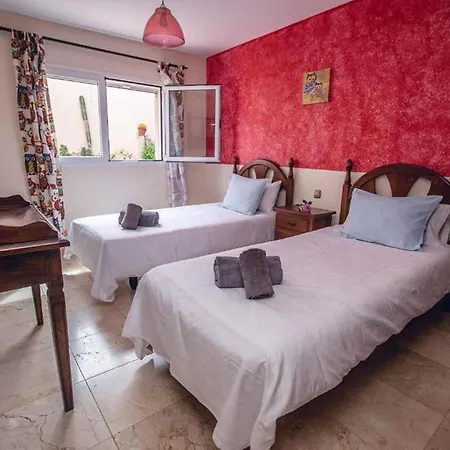 Villa In Near Playa De Palomitas *